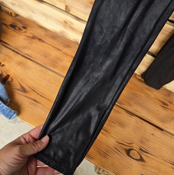 SPANX Faux Leather Legging- Black-sz 2xl Shimmery - Picture 10 of 15